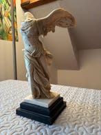 sculptuur, La Victoire de Samothrace — reproduction en