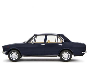 Laudoracing 1:18 - Model sedan - Alfa Romeo Alfetta 1.6 1972, Nieuw