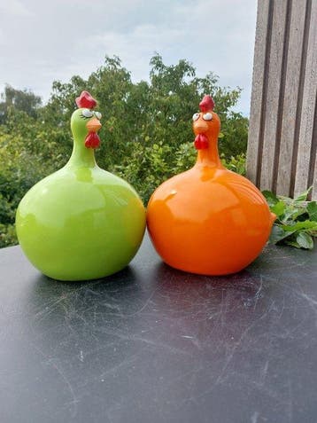 Statue, set of 2 balloon chickens - 23 cm - polyrésine