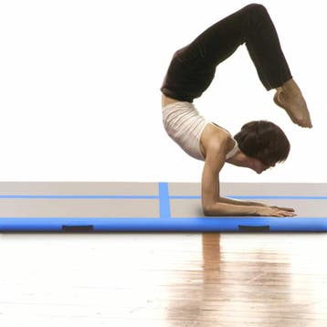 vidaXL Gymnastiekmat met pomp opblaasbaar 600x100x10 cm PVC, Verzenden, Nieuw