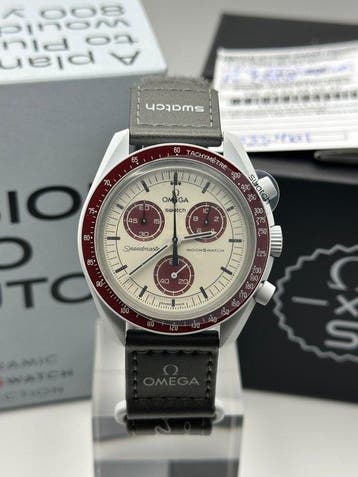 Omega x Swatch - MoonSwatch - Mission to Pluto - Sans prix, Handtassen en Accessoires, Horloges | Heren, Nieuw