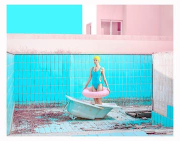 Elena Paraskeva - The Lost Swimmer #7 - XL