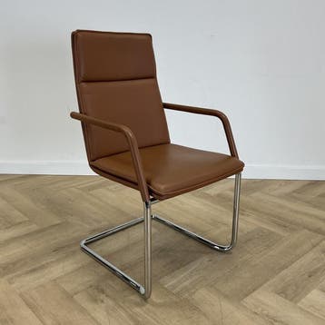 Brunner Fina Soft vergader design stoel, bruin leder -, Huis en Inrichting, Stoelen, Gebruikt, Eén