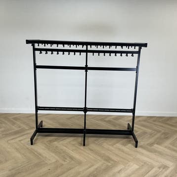 Tweedehand Aestic garderoberek vv 68 haken (hxbxd), Gebruikt, Bureau
