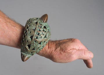 Decoratief ornament - Benin - valuta armband enkelband