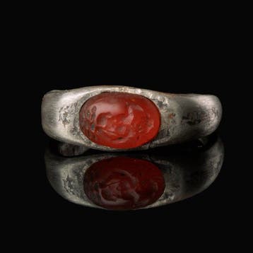 Oud-Romeins Zilver Zegelring met Neptunus-carneool-intaglio