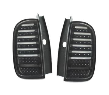 FEUX ARRIÈRE POUR DACIA RENAULT DUSTER 09-17 CARDNA LED NOIR, Verzenden