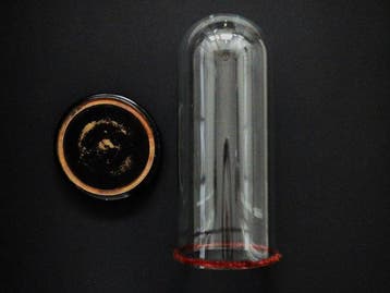Stolp - Goudverguld, Biscuit porselein, Verguld messing -, Antiek en Kunst