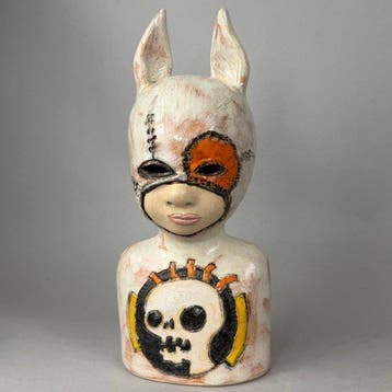 Iwo Rynkiewicz (1970) - .. HanD MADE Ceramic Figure