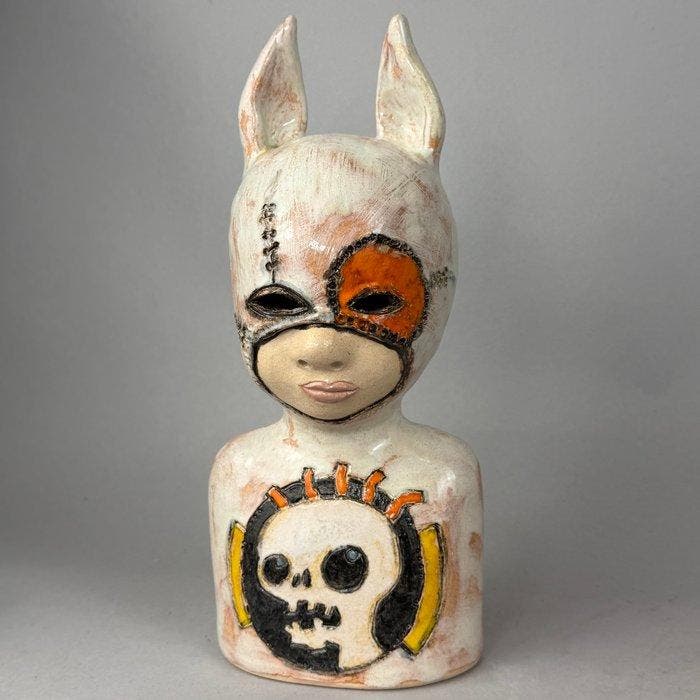 Iwo Rynkiewicz (1970) - .. HanD MADE Ceramic Figure, Antiek en Kunst, Kunst | Designobjecten