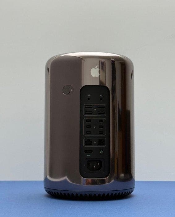 Apple Mac Pro (Late 2013) - Computer (1) - In originele, Consoles de jeu & Jeux vidéo, Consoles de jeu | Accessoires Autre