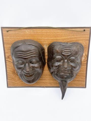 Vintage Japanse ijzeren Noh-maskers – wandplaatenset op