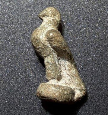 Romain antique Plomb Figurineamulette légionnaire emblème
