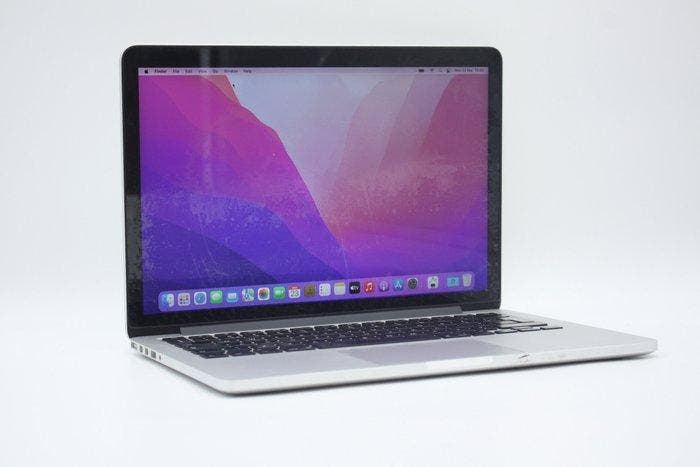 Rare find: Apple MacBook Pro 13 inch (2015) | 2.7Ghz Core i5, Games en Spelcomputers, Spelcomputers | Overige Accessoires