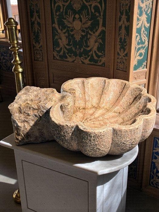 Antiek Wijwatervat - 18e eeuw - Oude waterbak /, Antiek en Kunst, Kunst | Niet-Westerse kunst