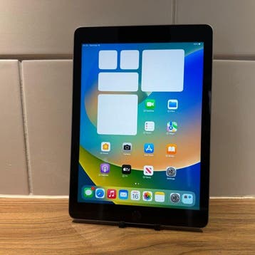 Apple iPad (5th Generation) 128GB Wifi - Mobiele telefoon