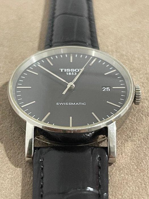 Tissot - Everytime Swissmatic - Sans prix de réserve -, Handtassen en Accessoires, Horloges | Heren