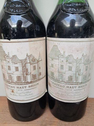1974 Chateau Haut Brion - Bordeaux 1er Grand Cru Classé - 2