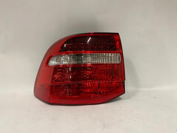 Porsche Cayenne 7L 2007-2010 achterlicht links USA, Autos : Pièces & Accessoires, Éclairage, Envoi
