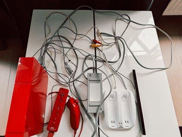 Nintendo - Wii red - Videogameconsole + games - Zonder, Games en Spelcomputers, Nieuw