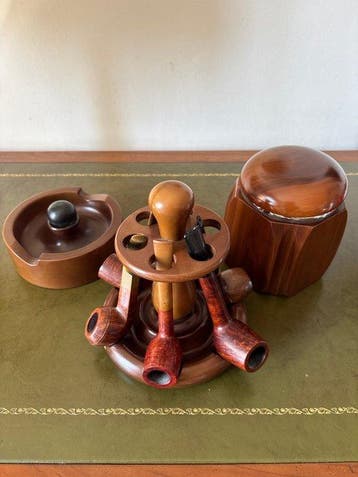 Armoire à pipes - Ronce - Collection de pipes vintage
