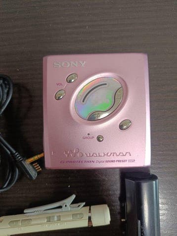 Sony - MZ-E505 Rose Gold MD Walkman Walkman, Nieuw