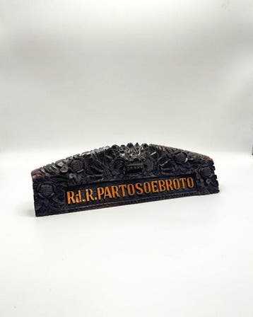 Naambord RD. R. Partosoebroto - Ca. 1960 - Papan Nama Ukir -
