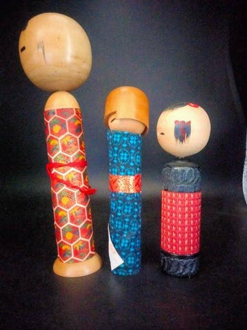Statuette, 3 vintage kokeshi verschillende formaten