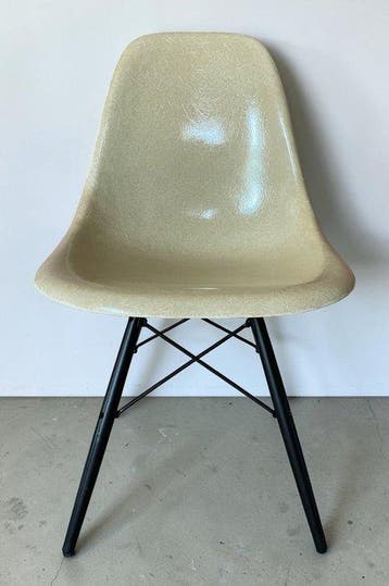 Herman Miller, Vitra - Charles & Ray Eames - Stoel - DSW -