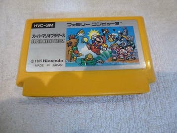 Nintendo, CAPCOM - Famicom (Japanese NES) - Super Mario