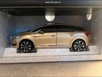 Norev 1:18 - Modelauto - DS 5, Nieuw