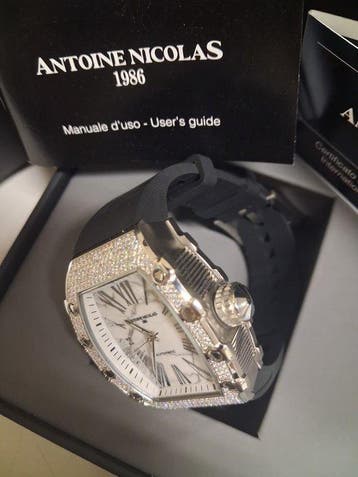 Antoine Nicolas 1986 - Dubai Moissanite - Zonder