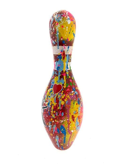 Koen Betjes (1992) - Banksy’s Bowling Pin, Antiek en Kunst, Kunst | Designobjecten