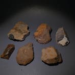 Neolithisch 6 vuurstenen. 11 cm lang. Mes - 5000 v.Chr. Bijl, Verzamelen