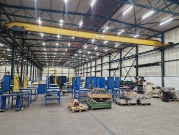 2x Demag enkelligger bovenloopkraan ± 18.100mm x 6.3t, Ophalen, Gebruikt