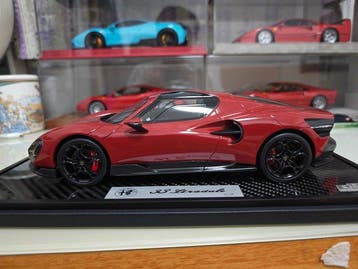 BBR 1:18 - Modelauto - Alfa Romeo 33 stradale Rosso alfa