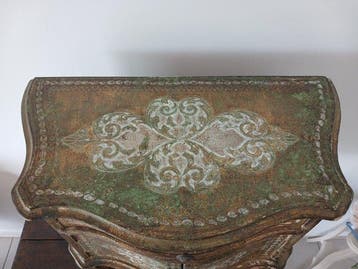 Armoire - Bois doré - Meuble florentin - H : 68 cm