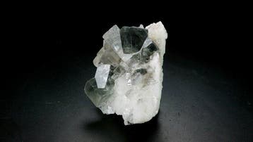 Jumeaux de dolomite - Carrière dAzcárate, Eugui, Navarre,