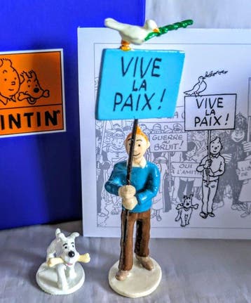 Figurine Moulinsart 46973 - Tintin, Carte de voeux - Vive la, Boeken, Nieuw