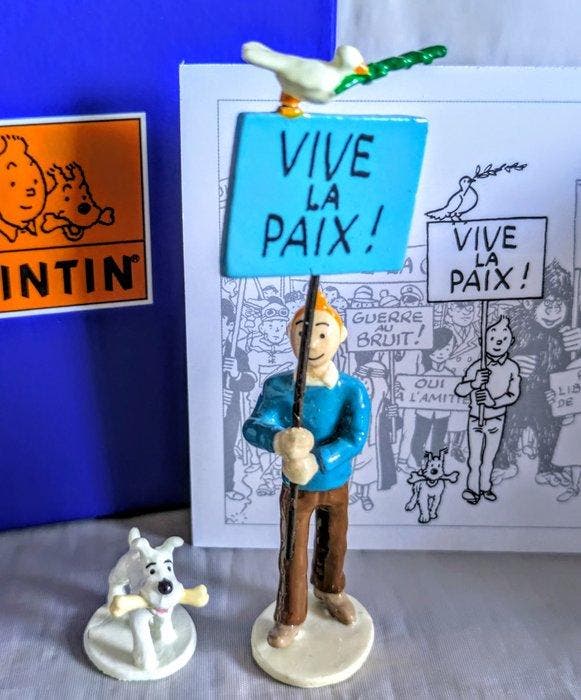 Figurine Moulinsart 46973 - Tintin, Carte de voeux - Vive la, Livres, BD | Comics