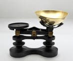 Victor, Cast Ware LTD - Robert Welch (1929-2000) - Balans of