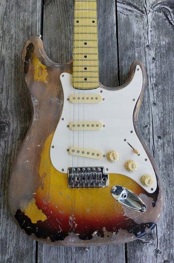 Un - Look alike SRV - - Guitare électrique (Sans prix de