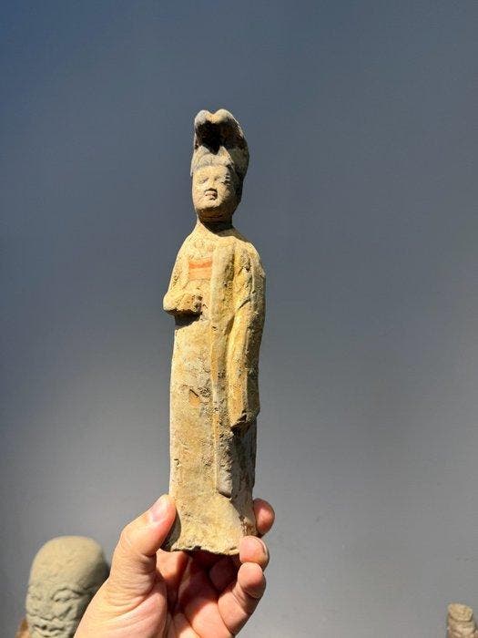 Oud Chinees, Tang-dynastie Keramiek vrouwelijke figuur - 25, Collections, Minéraux & Fossiles