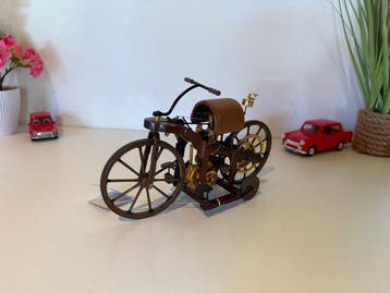 Franklin Mint 1:8 - Voiture miniature - Daimler Reitwagen, Nieuw