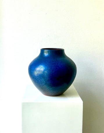 Vase - Céramique - Vase signé du milieu du XXe siècle., Antiquités & Art