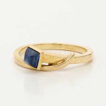 Ring - 18 karaat Geel goud - Saffier, Nieuw