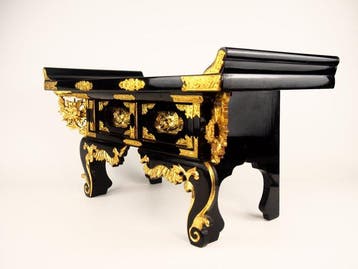 Table dappoint - Bois, Bureau des sutras luxueux devant