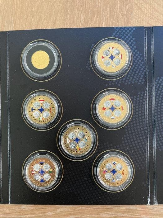 Belgique, Niue. 2022 Set Twintig jaar euro (Sans prix de, Timbres & Monnaies, Monnaies | Europe | Monnaies non-euro