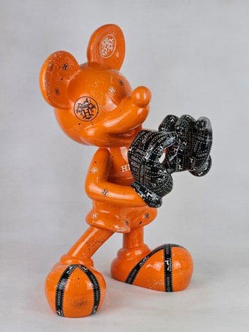 ArtBrut by Ann - Mickey ILY Hermes
