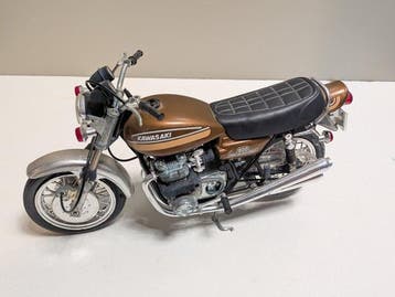 Polistil 1:10 - Moto miniature - Kawasaki 900 Z1